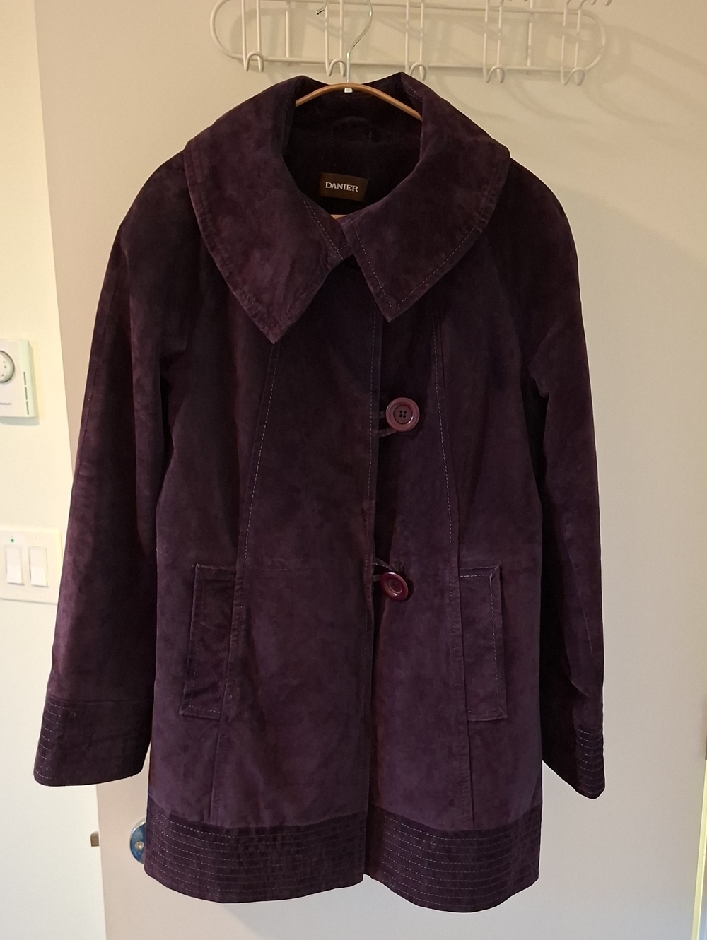 Danier Unique Deep Purple Genuine Suede Babydoll/Swing Coat Quilted/Warm (XS)